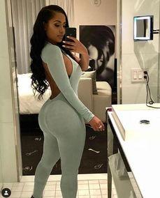 给老婆买开裆丝袜视频,尽显时尚品味