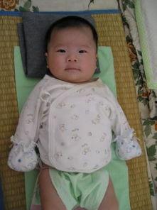 裹尿布的视频,温馨瞬间捕捉